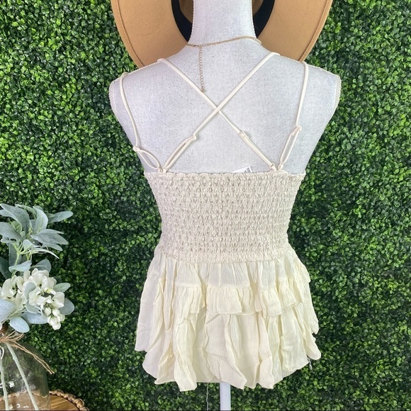 Bella lace top in ivory cream 🔥 - Picture 9 of 11